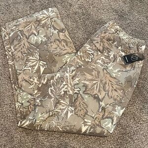 Original Use Men’s Baggy Utility Pants XL
Green/Brown